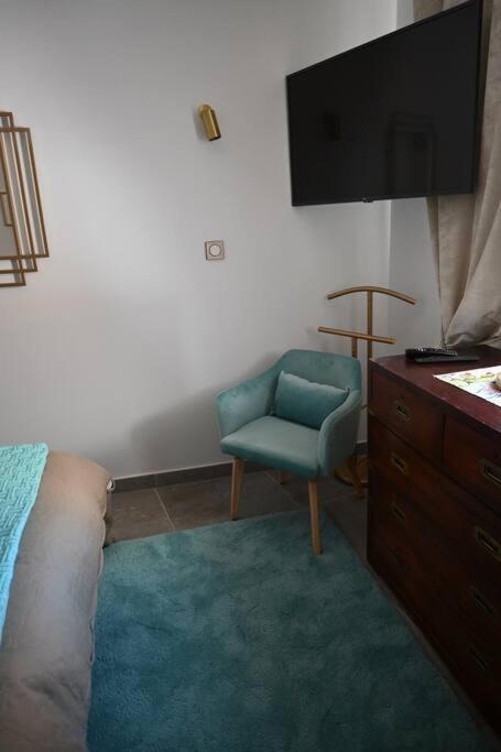 appartement carqueiranne le port Extérieur photo